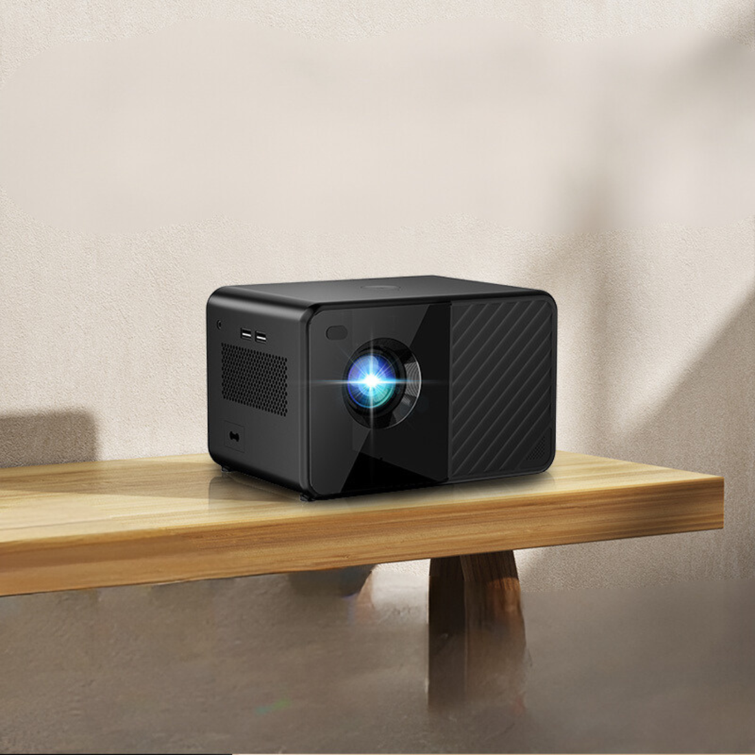 CrystalBeam Pro - 4k Cinema projector